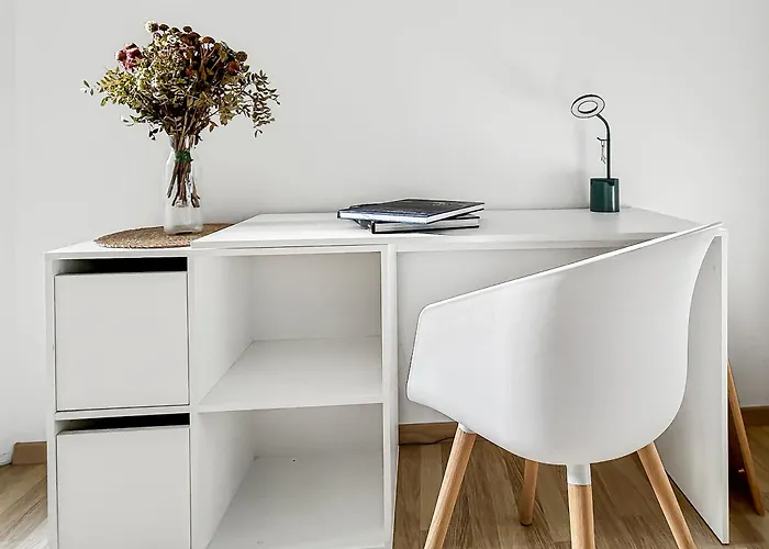 T2 Moderne Terrasse, Parking, Proche Commerces * Rouen