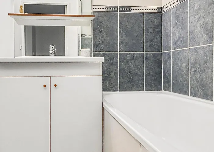 T2 Moderne Terrasse, Parking, Proche Commerces Appartamento *